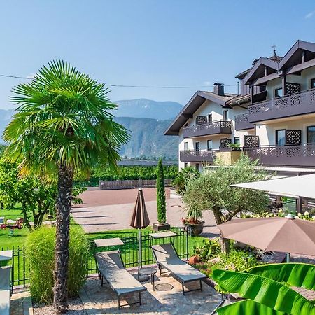 Hotel Christine Gargazzone Εξωτερικό φωτογραφία