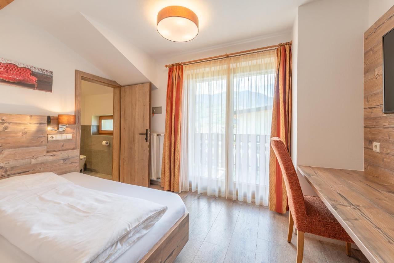 Hotel Christine Gargazzone Εξωτερικό φωτογραφία