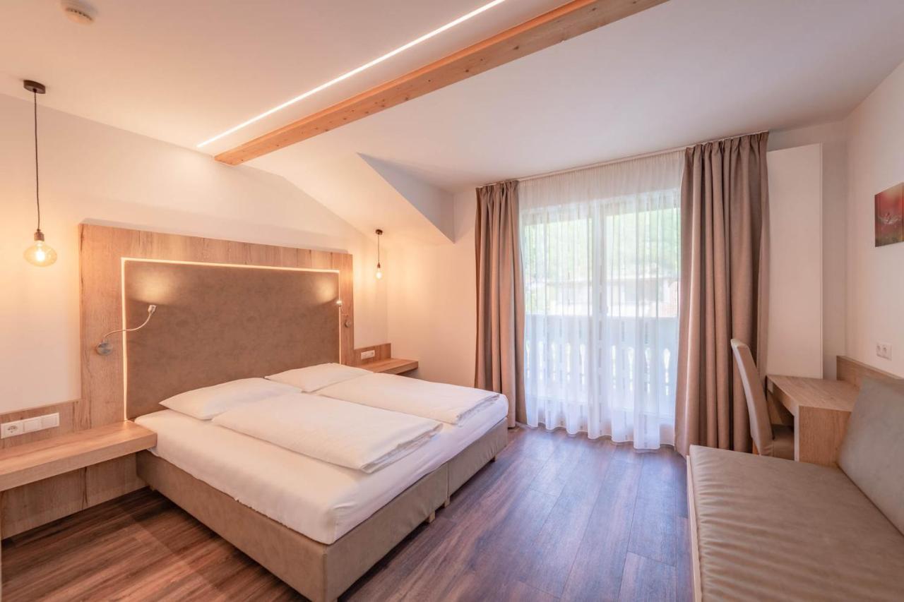 Hotel Christine Gargazzone Εξωτερικό φωτογραφία