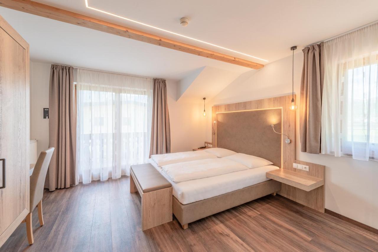 Hotel Christine Gargazzone Εξωτερικό φωτογραφία
