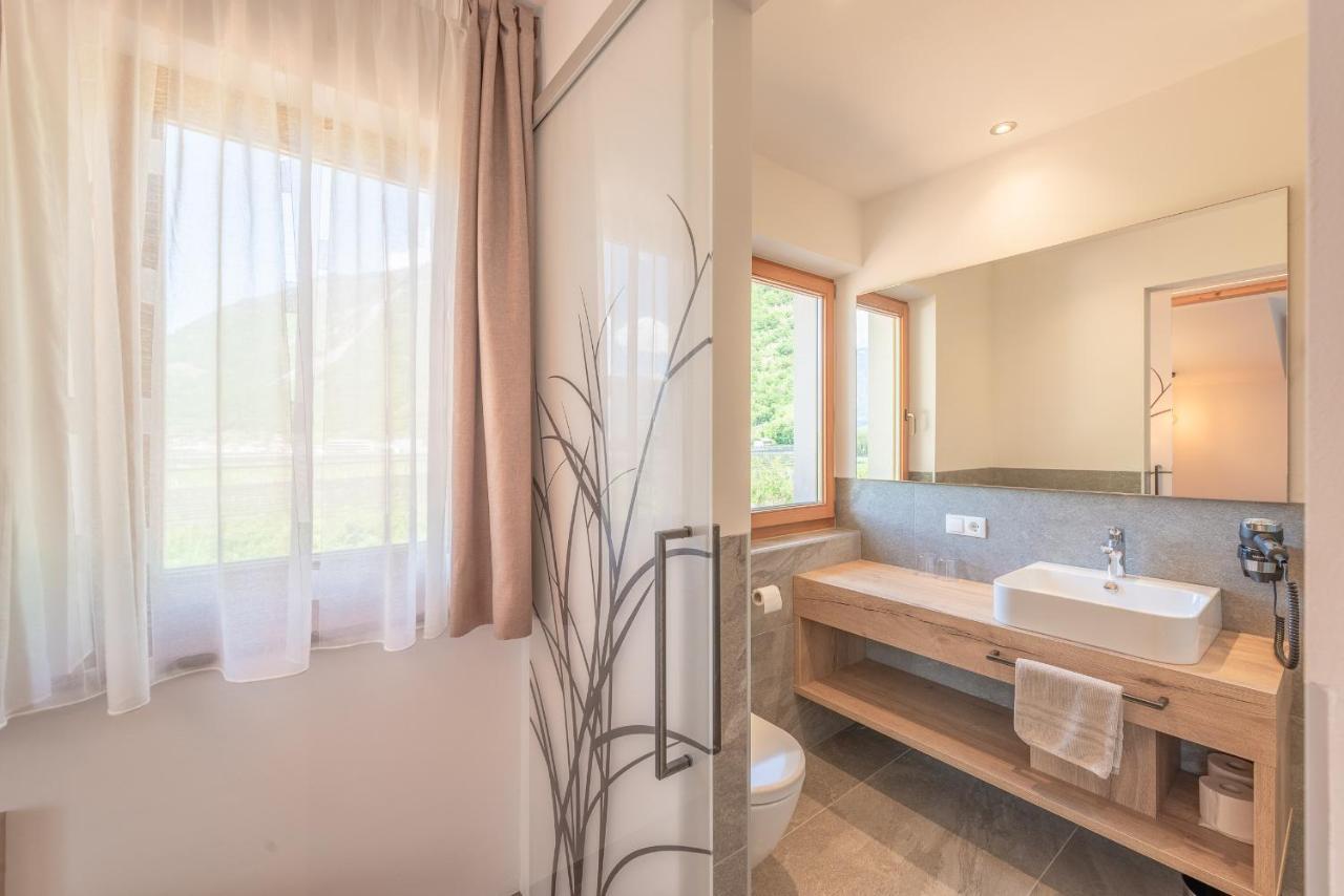 Hotel Christine Gargazzone Εξωτερικό φωτογραφία