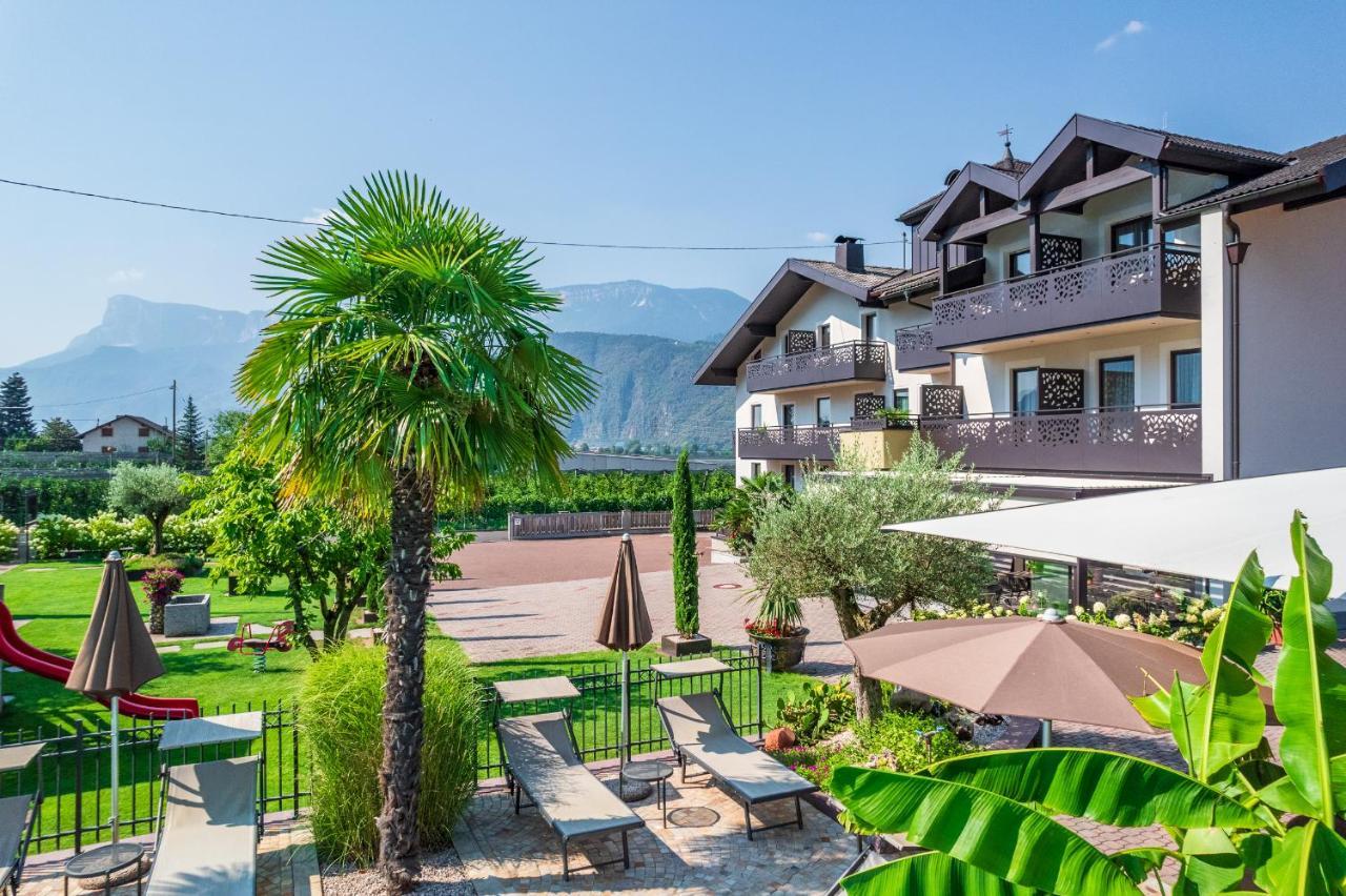 Hotel Christine Gargazzone Εξωτερικό φωτογραφία