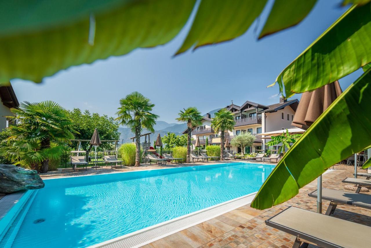 Hotel Christine Gargazzone Εξωτερικό φωτογραφία