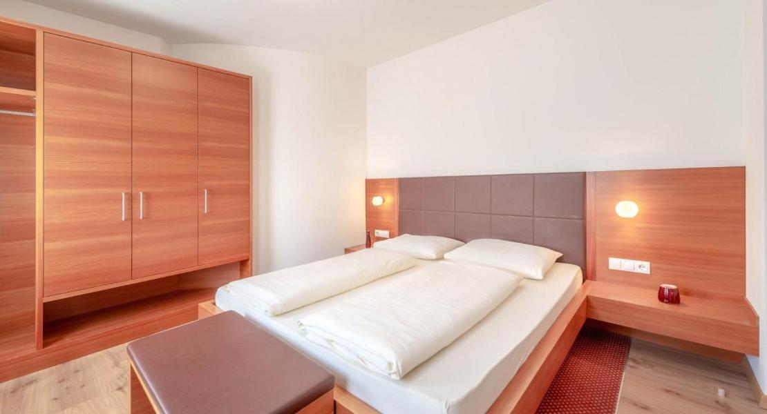 Hotel Christine Gargazzone Εξωτερικό φωτογραφία
