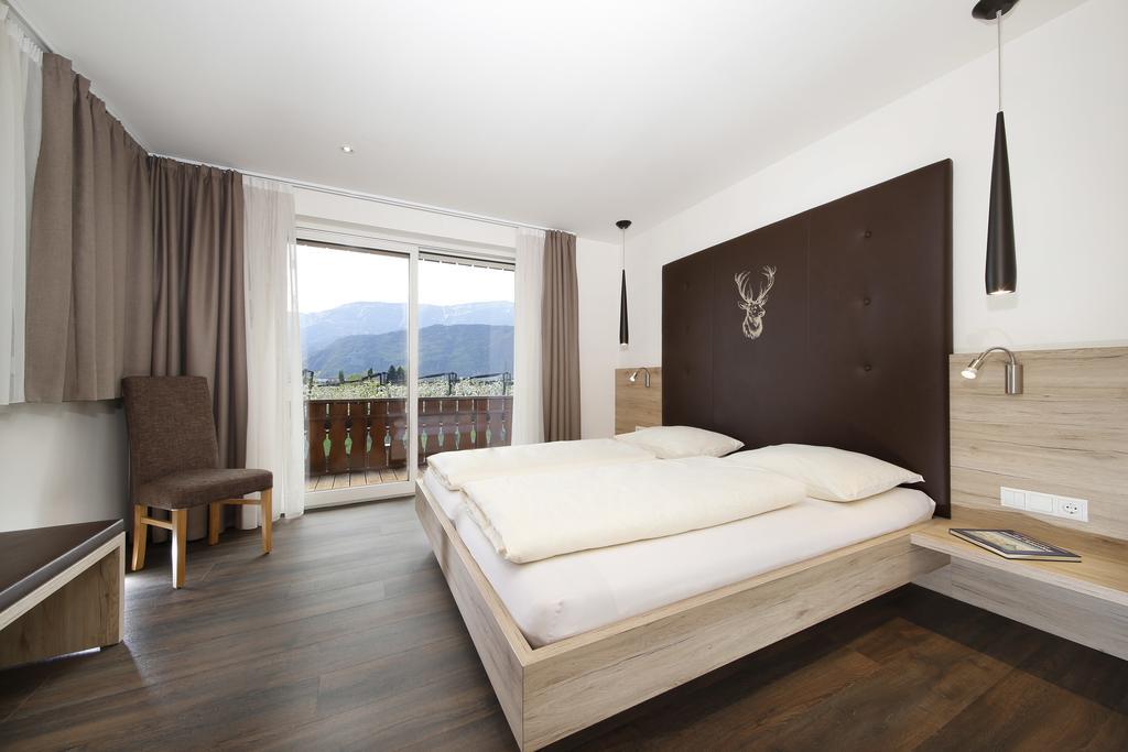 Hotel Christine Gargazzone Εξωτερικό φωτογραφία